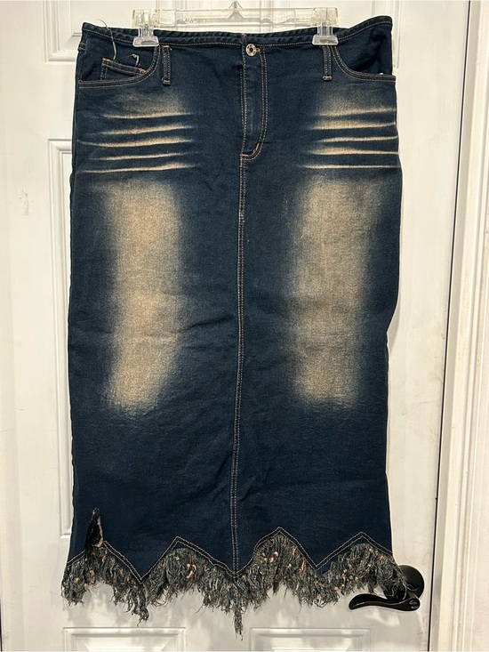 Joy jeans Dresses & Skirts - Joy Jeans Vtg Y2K Fringe Denim Skirt Scalloped Raw Hem Whiskered Midi Plus 3X